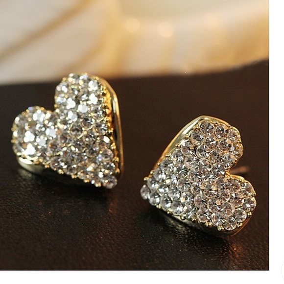 Jewelry - 18K Gold plated rhinestone heart earrings stud NEW